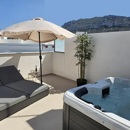 With Pool And Private Jacuzzi On Rooftop Appartamento Dénia